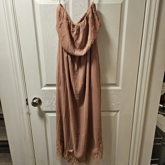 Dusty Pink Lightweight Lace Dress - Picture 2 of 6